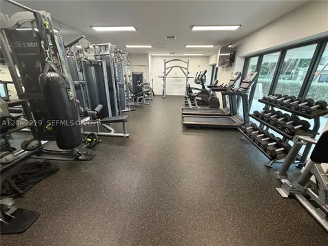 2625 Collins Avenue Miami Beach FL 33140