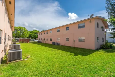 7491 SW 10th Court North Lauderdale FL 33068