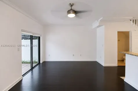 8954 W 35th Way Hialeah FL 33018