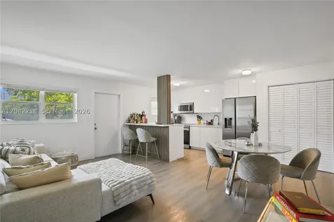 1614 West Avenue Miami Beach FL 33139