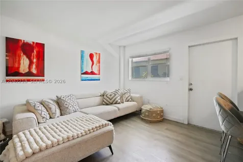 1614 West Avenue Miami Beach FL 33139