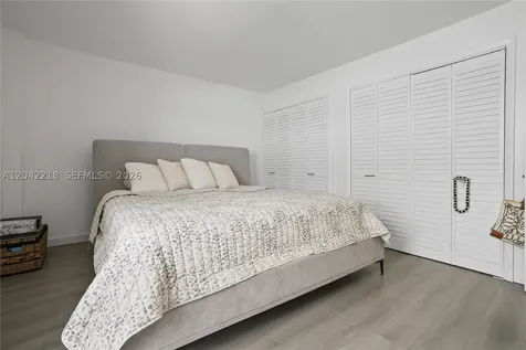 1614 West Avenue Miami Beach FL 33139