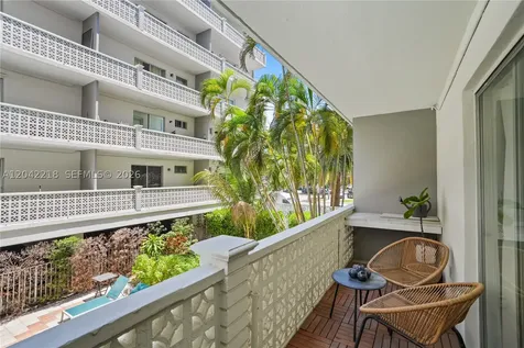 1614 West Avenue Miami Beach FL 33139