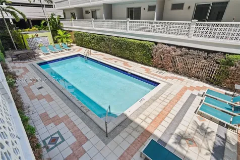 1614 West Avenue Miami Beach FL 33139
