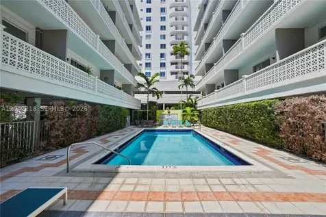 1614 West Avenue Miami Beach FL 33139