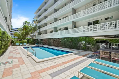 1614 West Avenue Miami Beach FL 33139