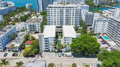 1614 West Avenue Miami Beach FL 33139