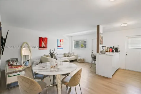1614 West Avenue Miami Beach FL 33139