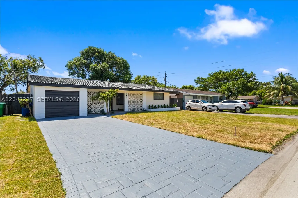 2431 Sabal Palm Drive Miramar FL 33023