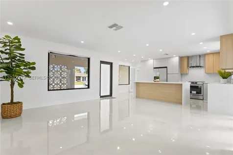 2431 Sabal Palm Drive Miramar FL 33023