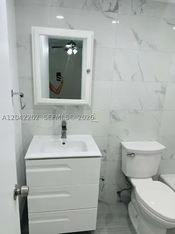 1230 W 54th Street Hialeah FL 33012