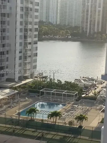 18021 Biscayne Boulevard Aventura FL 33160