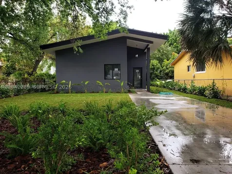 313 NE 169th Street North Miami Beach FL 33162