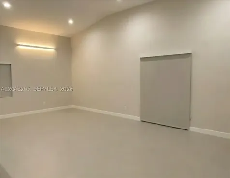 313 NE 169th Street North Miami Beach FL 33162
