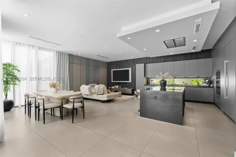 6814 NW 104th Court Doral FL 33178