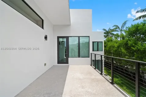 6814 NW 104th Court Doral FL 33178