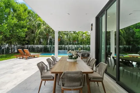 6814 NW 104th Court Doral FL 33178