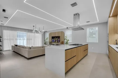 7533 NW 98th Court Doral FL 33178