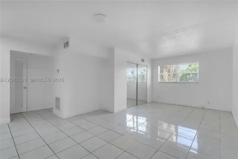 7481 SW 10th Court North Lauderdale FL 33068