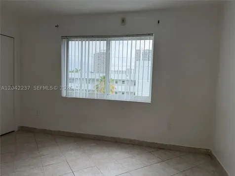 North Miami Beach FL 33160