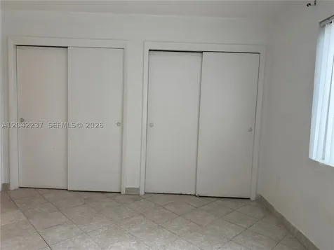 North Miami Beach FL 33160
