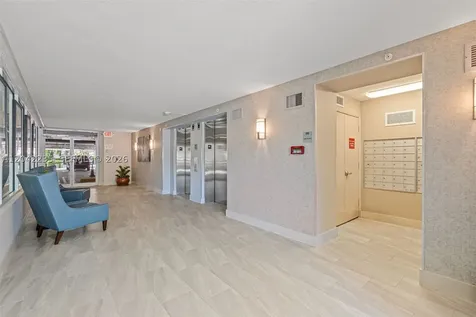 2301 Wilton Drive Wilton Manors FL 33305