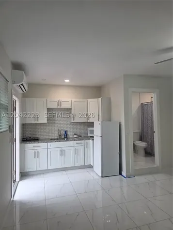 1281 Redbird Avenue Miami Springs FL 33166