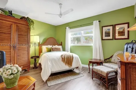 415 SE 11th Terrace Dania Beach FL 33004