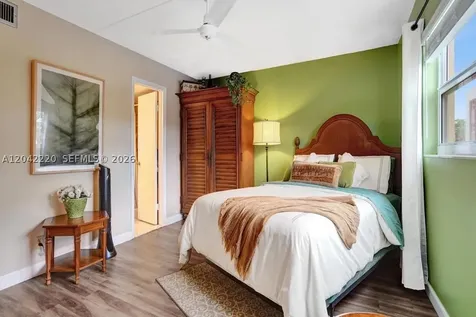 415 SE 11th Terrace Dania Beach FL 33004