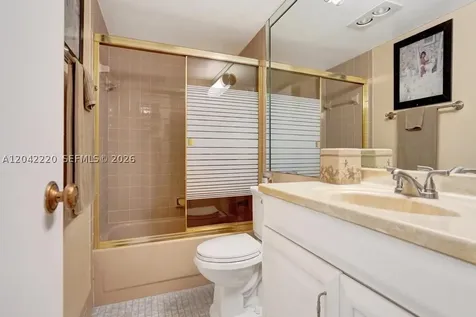 415 SE 11th Terrace Dania Beach FL 33004