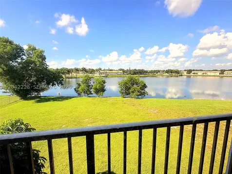 8560 N Sherman Circle Miramar FL 33025