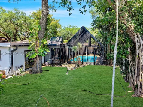 5801 SW 37th Terrace Dania Beach FL 33312