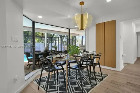 5801 SW 37th Terrace Dania Beach FL 33312