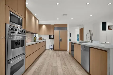 5801 SW 37th Terrace Dania Beach FL 33312