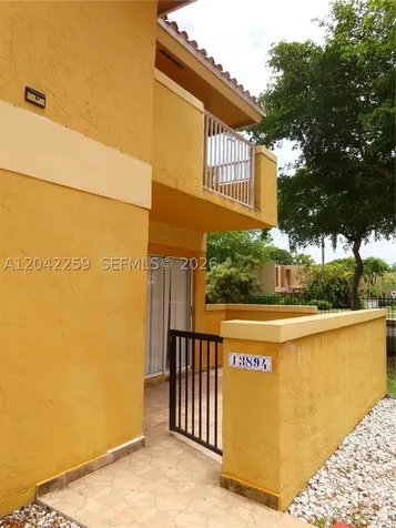 13894 SW 65th Terrace Miami FL 33183