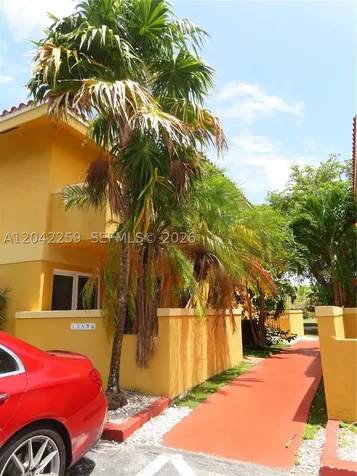13894 SW 65th Terrace Miami FL 33183