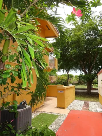 13894 SW 65th Terrace Miami FL 33183