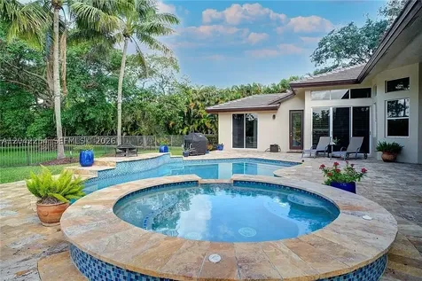 6807 NW 66th Way Parkland FL 33067