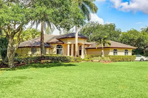 6807 NW 66th Way Parkland FL 33067