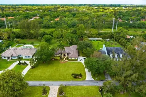6807 NW 66th Way Parkland FL 33067