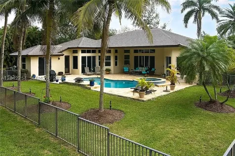 6807 NW 66th Way Parkland FL 33067