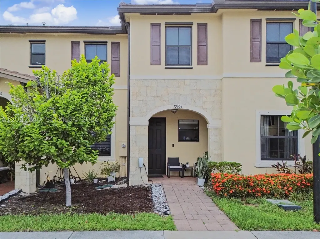 10604 W 33rd Lane Hialeah FL 33018