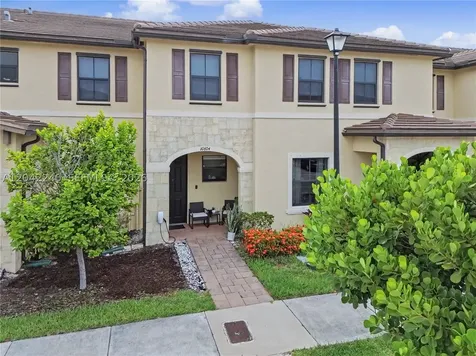 10604 W 33rd Lane Hialeah FL 33018