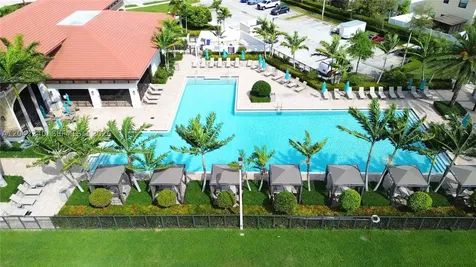 10604 W 33rd Lane Hialeah FL 33018
