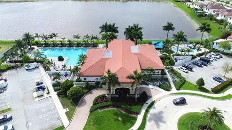 10604 W 33rd Lane Hialeah FL 33018