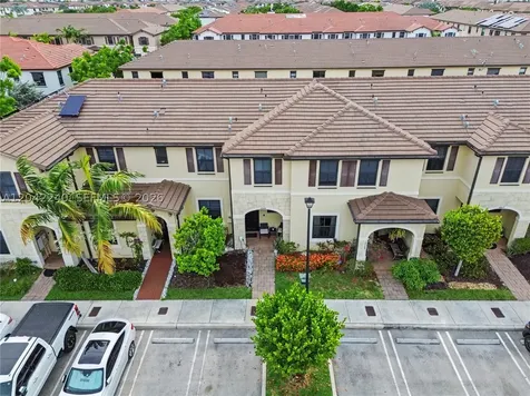 10604 W 33rd Lane Hialeah FL 33018