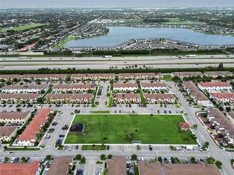 10604 W 33rd Lane Hialeah FL 33018