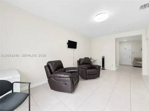 10604 W 33rd Lane Hialeah FL 33018