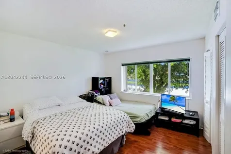 221 Riviera Circle Weston FL 33326