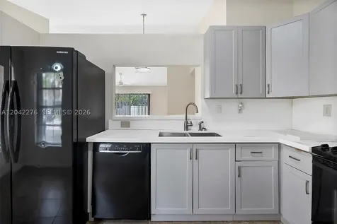 681 Thornridge Avenue Davie FL 33325